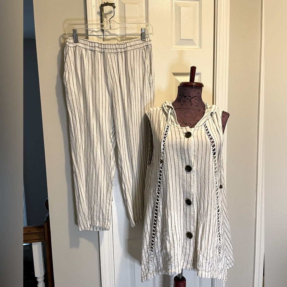 for Cynthia Cotton Linen Sleeveless top and Pants Set white metallic gold Size S